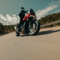 my25-ra1250st-riding-3179-abjc