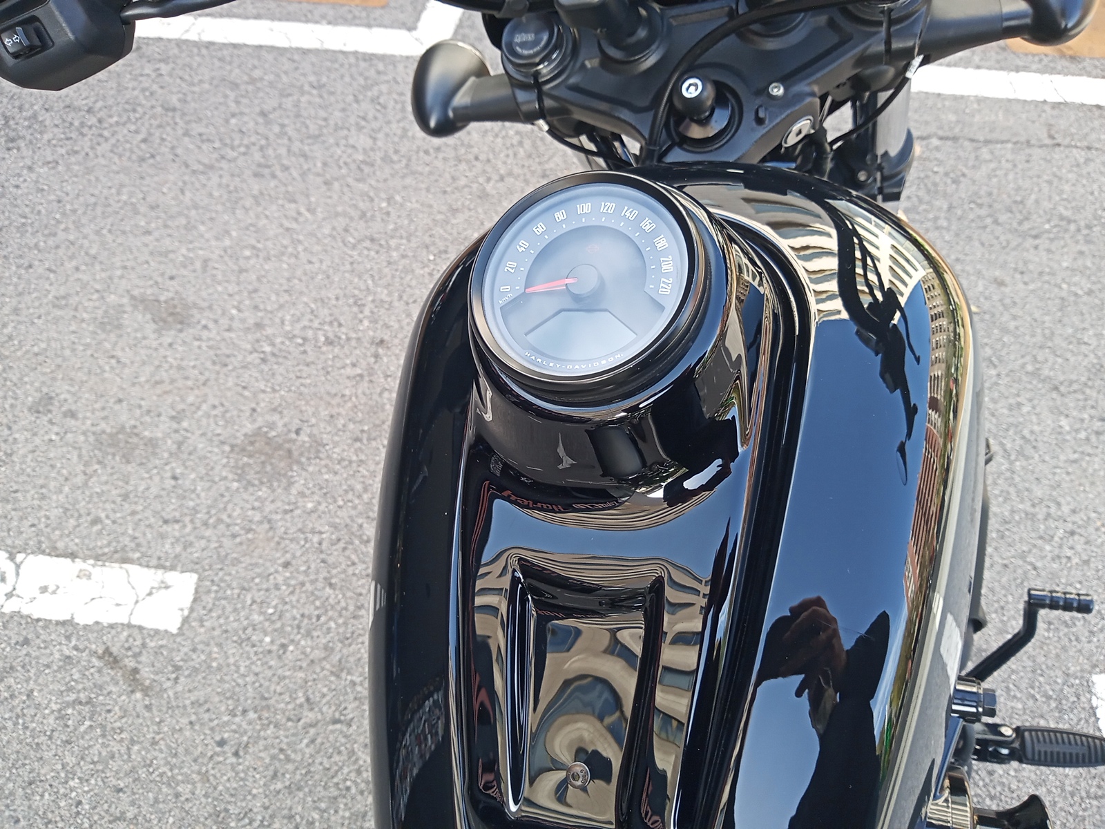 Nightster™ photo 11