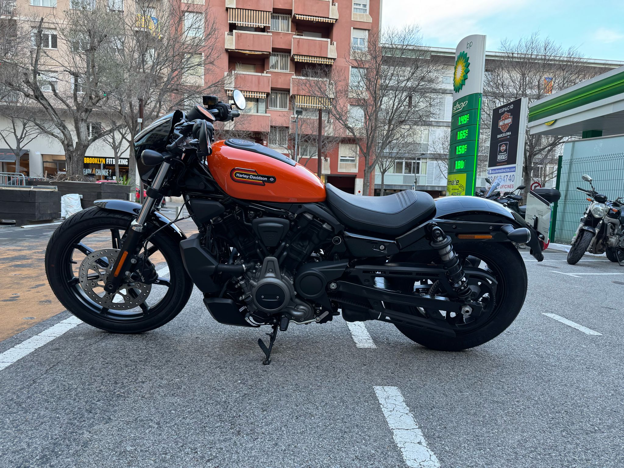 Nightster™ photo 4