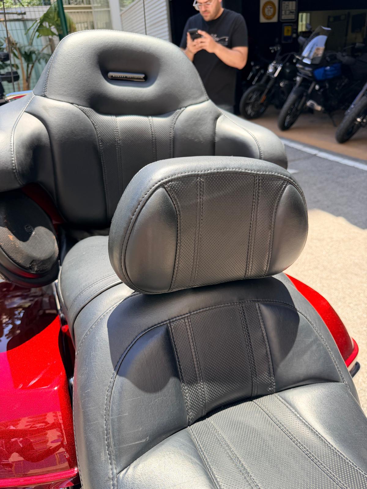 CVO Road Glide foto 18