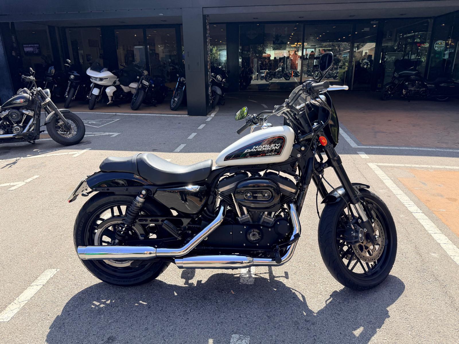 ROADSTER 1200 photo 2