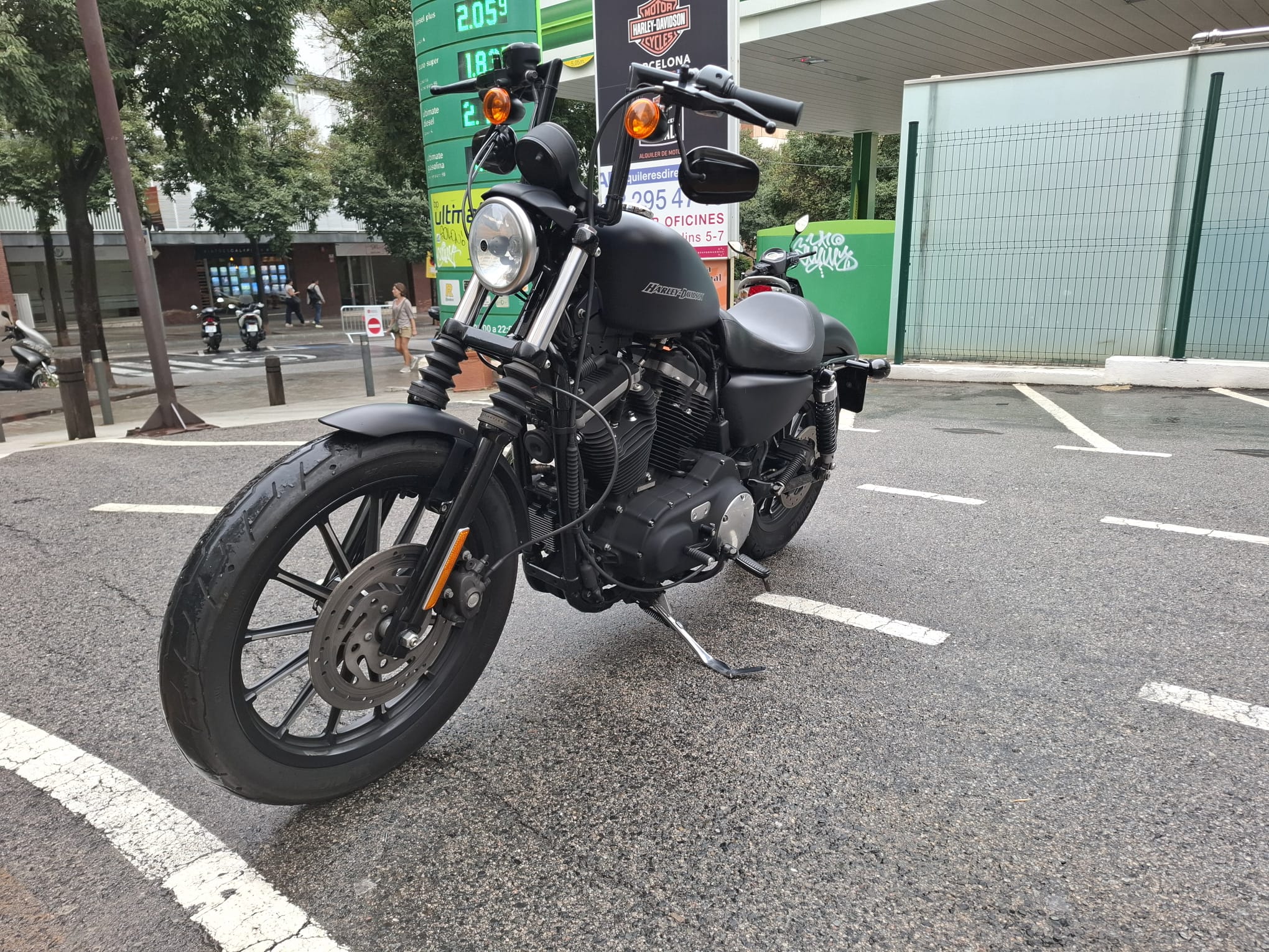 XL 883 N — IRON foto 4