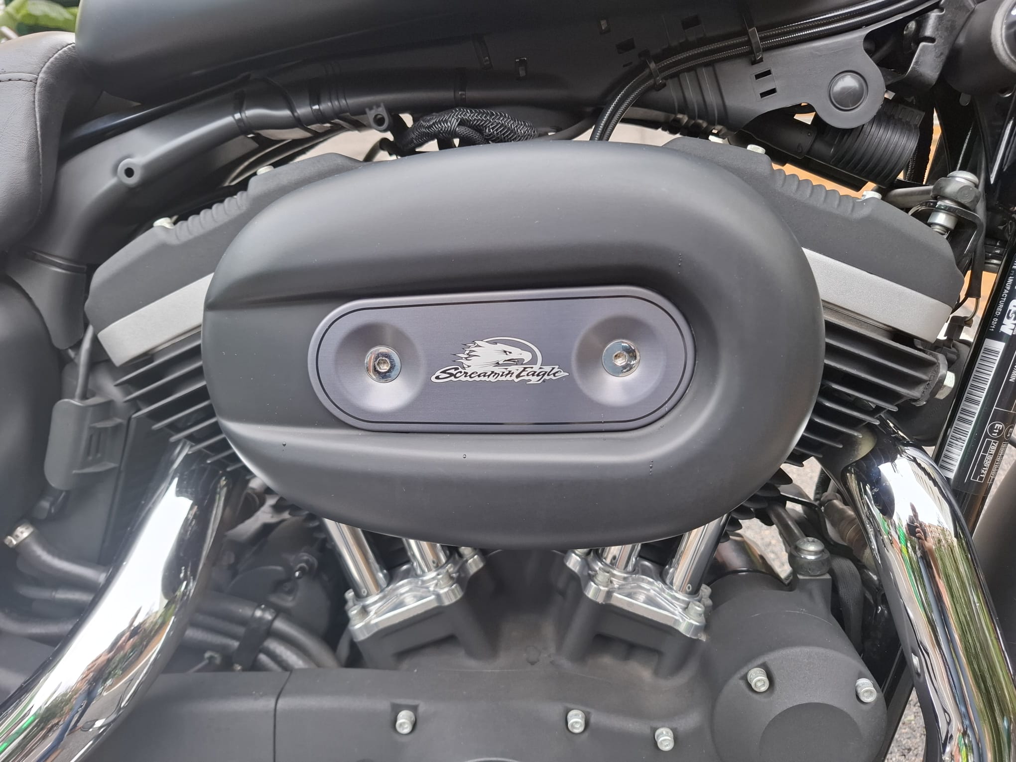 XL 883 N — IRON foto 11